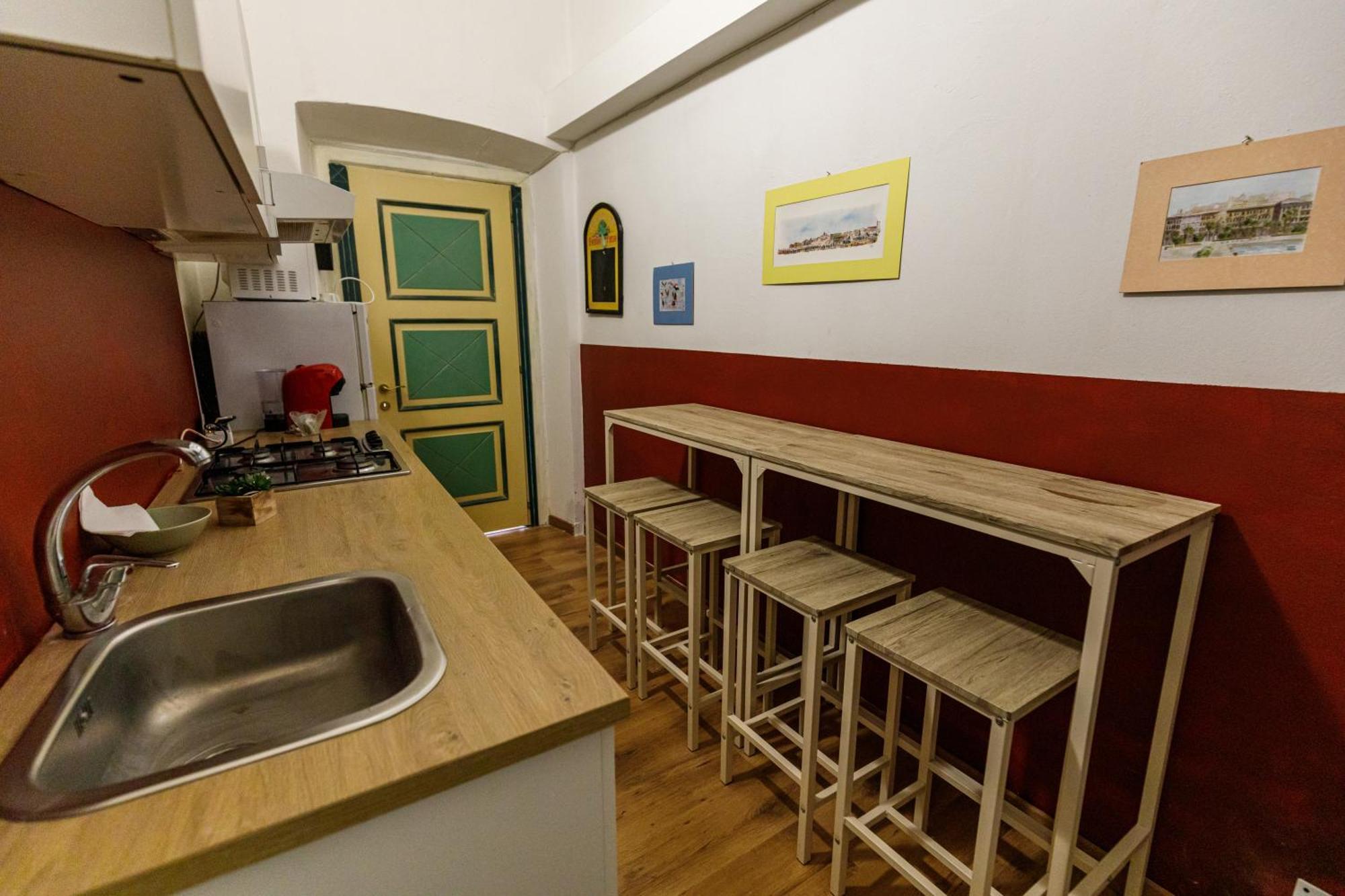 Onlyrooms III - Recommended For Under 30S Cagliari Rum bild